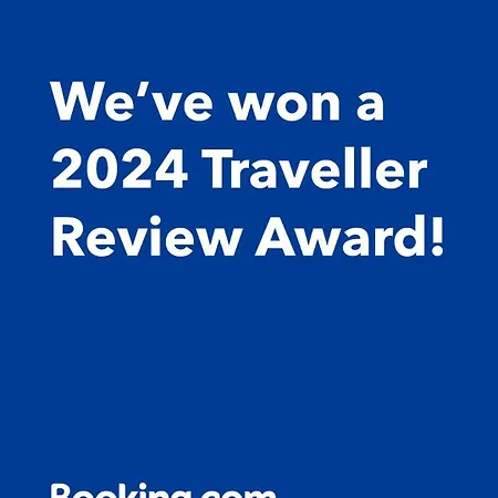 Zona Exclusiva Con Garaje Gratis Y Netflix *