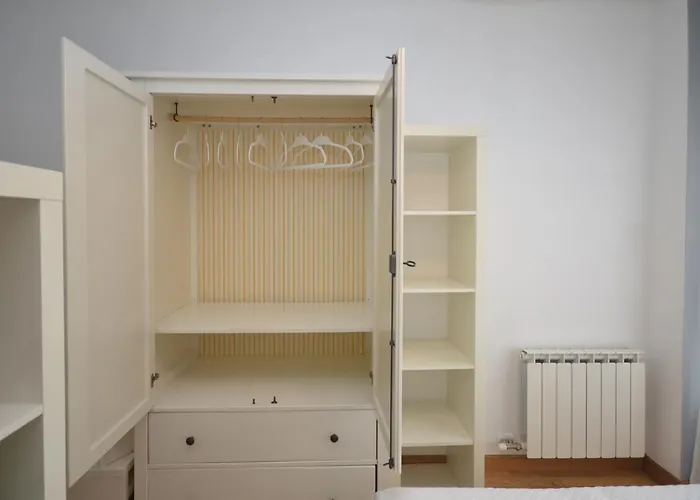 Appartamento Zona Exclusiva Con Garaje Gratis Y Netflix *